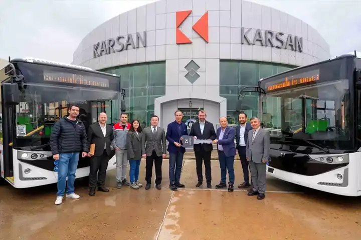 Karsan, İstanbul'da Elektrikli Otobüslerini Gösterdi